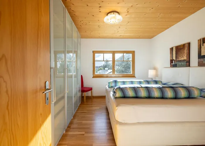 True-sura Nr. 9 Scuol